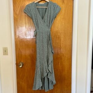 A&F wrap dress size Small
